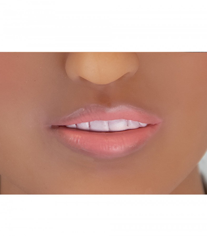 RealistiČna silikonska lutka