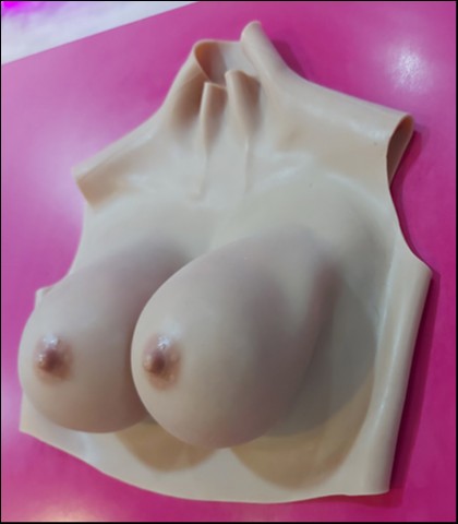 Vestacke silikonske grudi